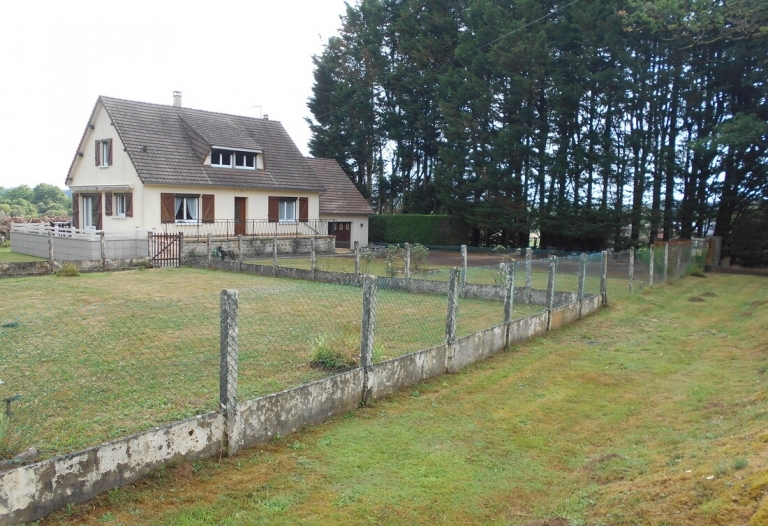 Secluded With No Near Neighbours, Detached Centrally Heated House In Own Grounds With Private Gated Drive And Parking.  Attached Gardens.  Outbuilding. Super Views.   In all plot size 2401sqm (over half an acre ).